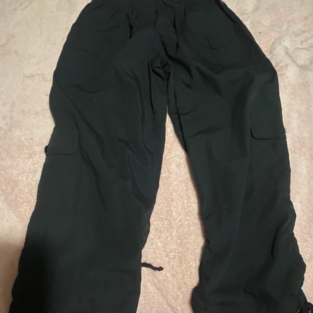 Quarter length cargos